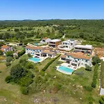 Βίλα Plava With Panoramic Seaview And Big Pool Bale