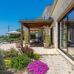 Βίλα Plava With Panoramic Seaview And Big Pool