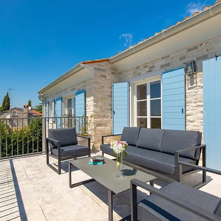 Plava With Panoramic Seaview And Big Pool Bale