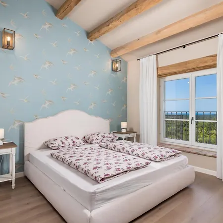 فيلة Plava With Panoramic Seaview And Big Pool بالي