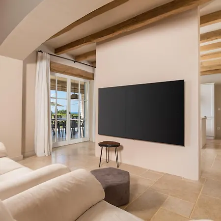 Plava With Panoramic Seaview And Big Pool Willa