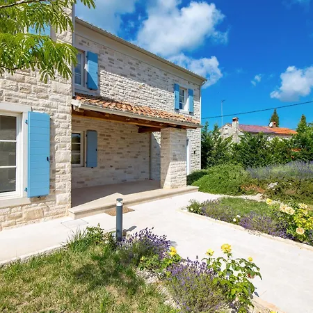 Plava With Panoramic Seaview And Big Pool *