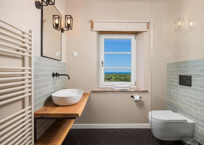 Plava With Panoramic Seaview And Big Pool Villa *