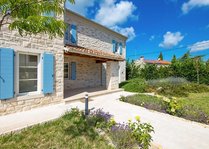 Plava With Panoramic Seaview And Big Pool *