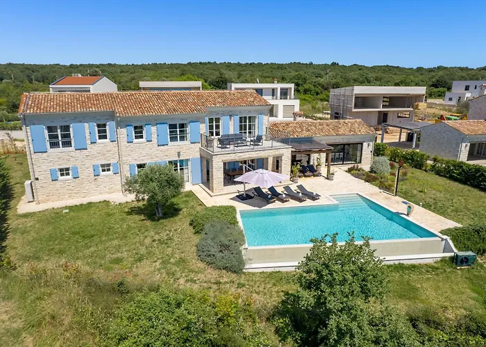 Plava With Panoramic Seaview And Big Pool *